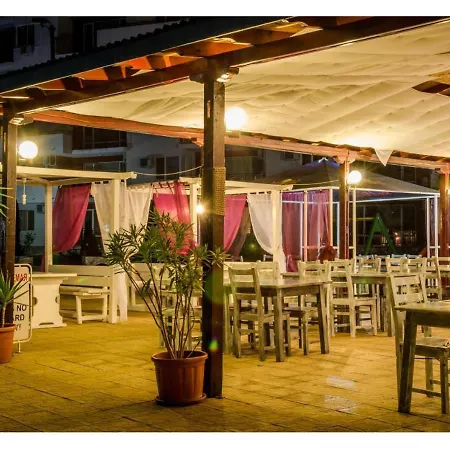 Panorama Beach, фамилно студио Deluxe Apartment Sveti Vlas